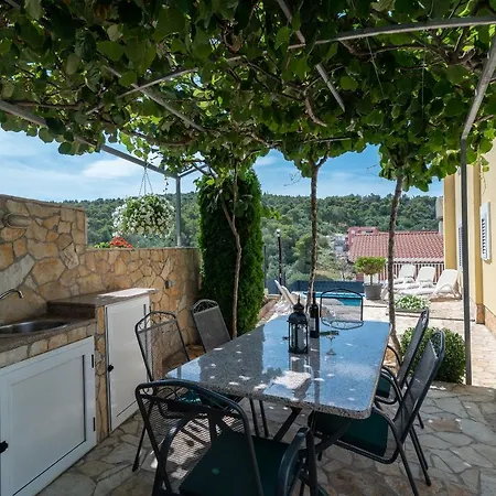 Appartement Kapetan *