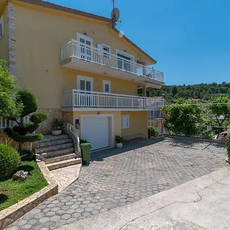 Kapetan Trogir