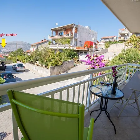 Kapetan Apartment *