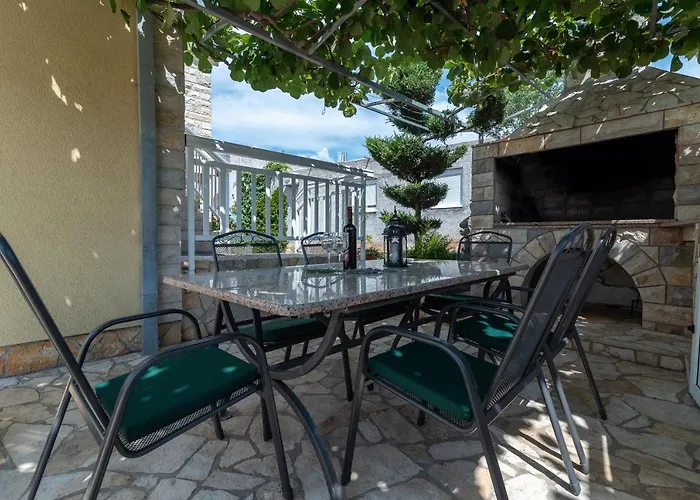 Apartamento Kapetan *